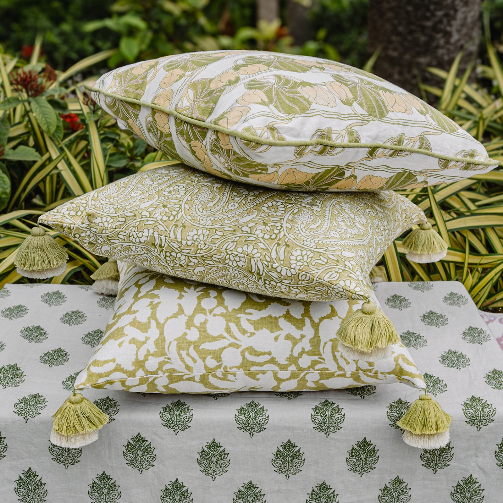 Waterlilies Pistachio & Lemon Decorative Pillow Cover