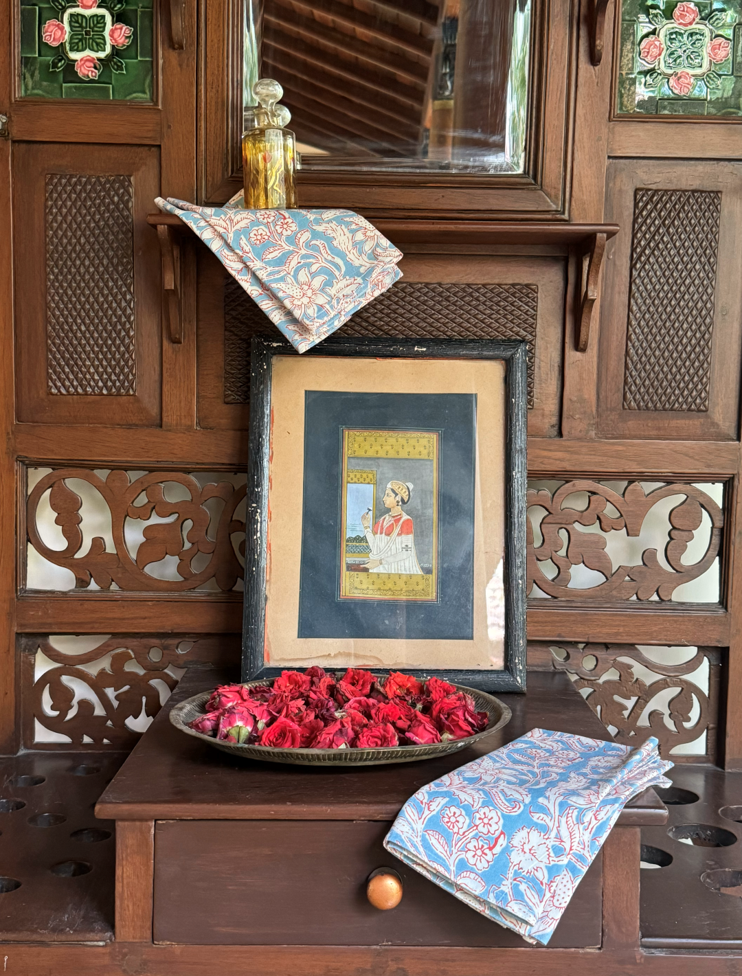 Gardenia Cornflower Blue & Red Napkin Set