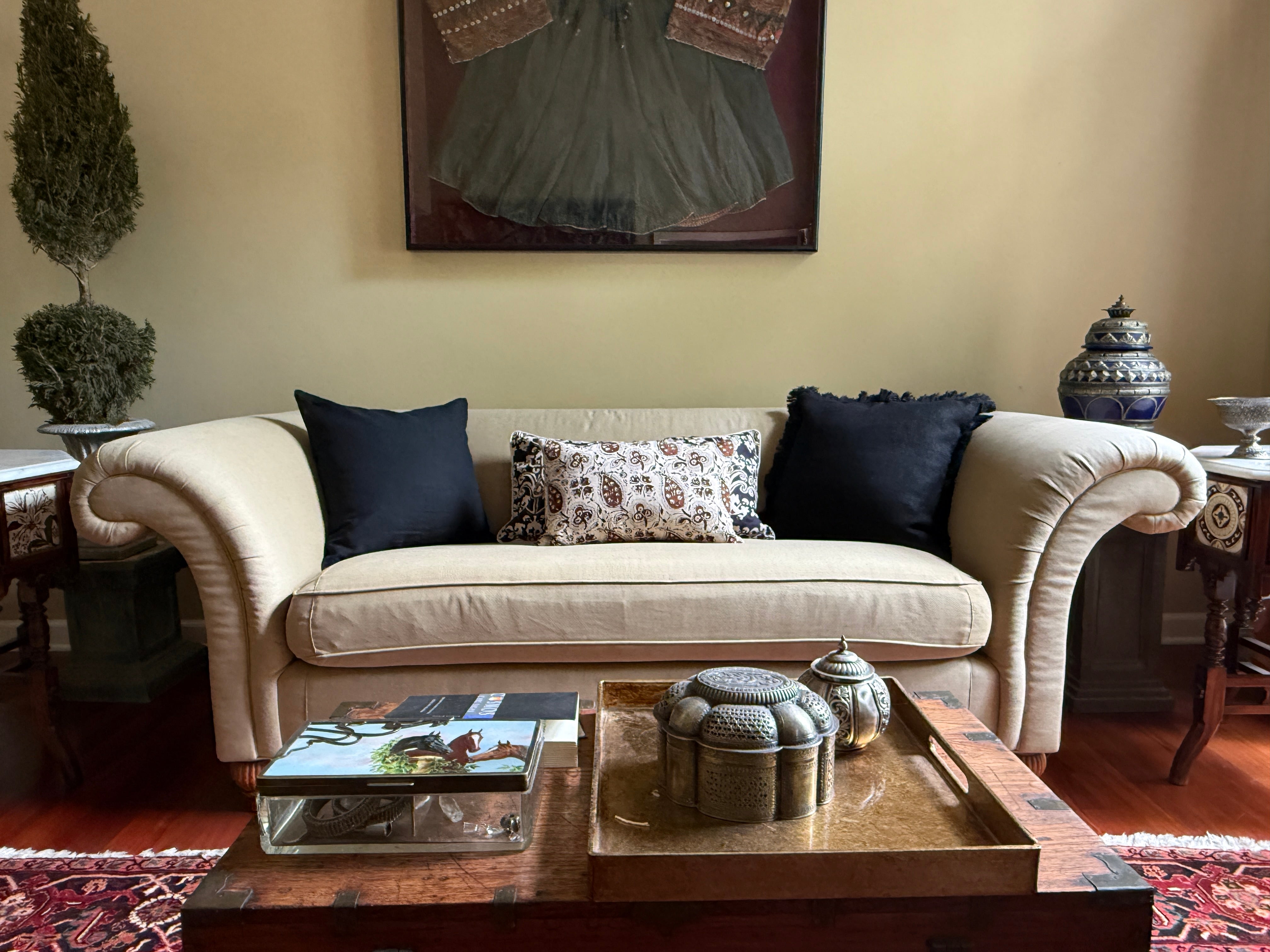 Betel Leaf Charcoal/Cinnamon Petit Lumbar Pillow Cover