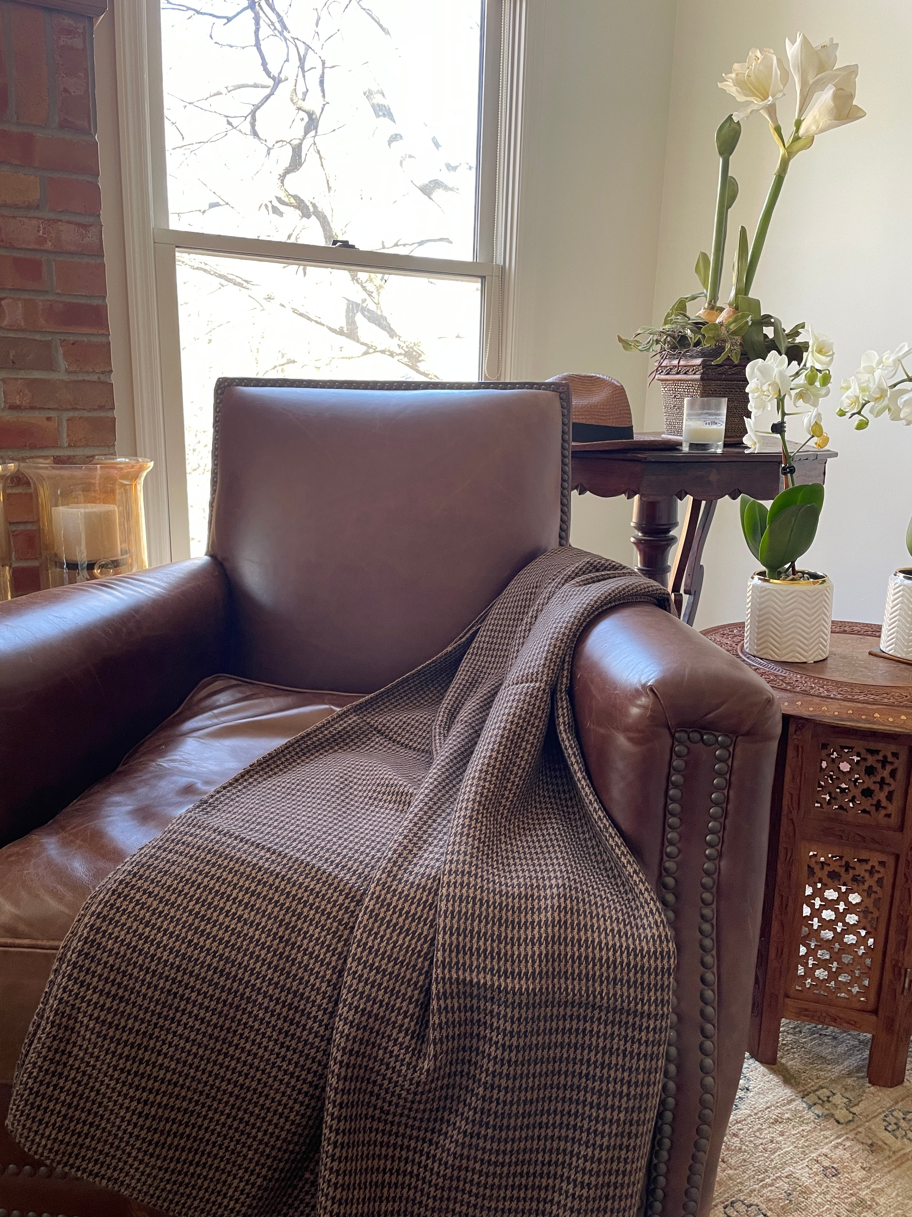 Highlands Houndstooth Cinnamon Brown Soft Wool Throw