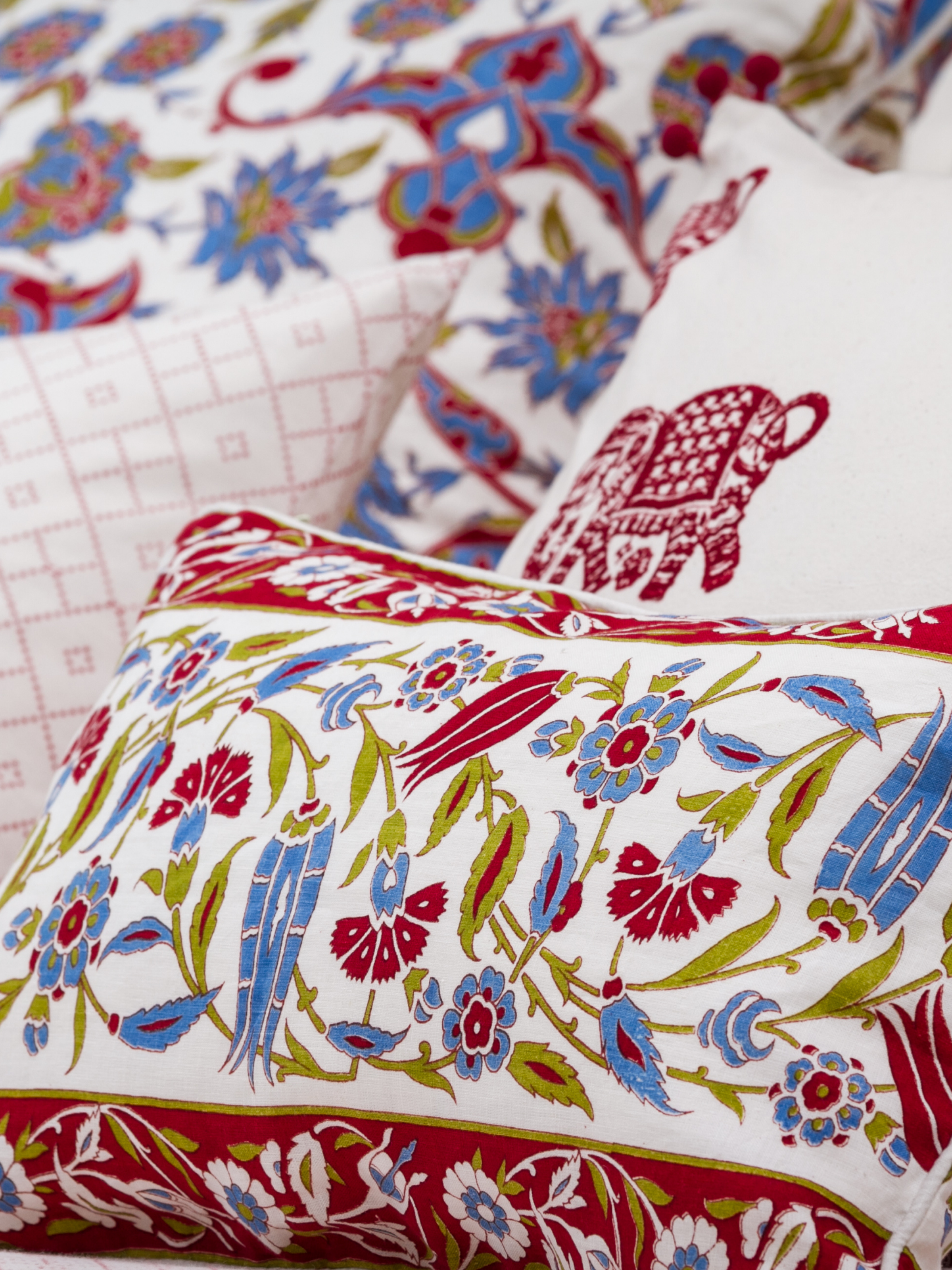 Peshawar Red/Blue/Green Lumbar Pillow Shell Linen
