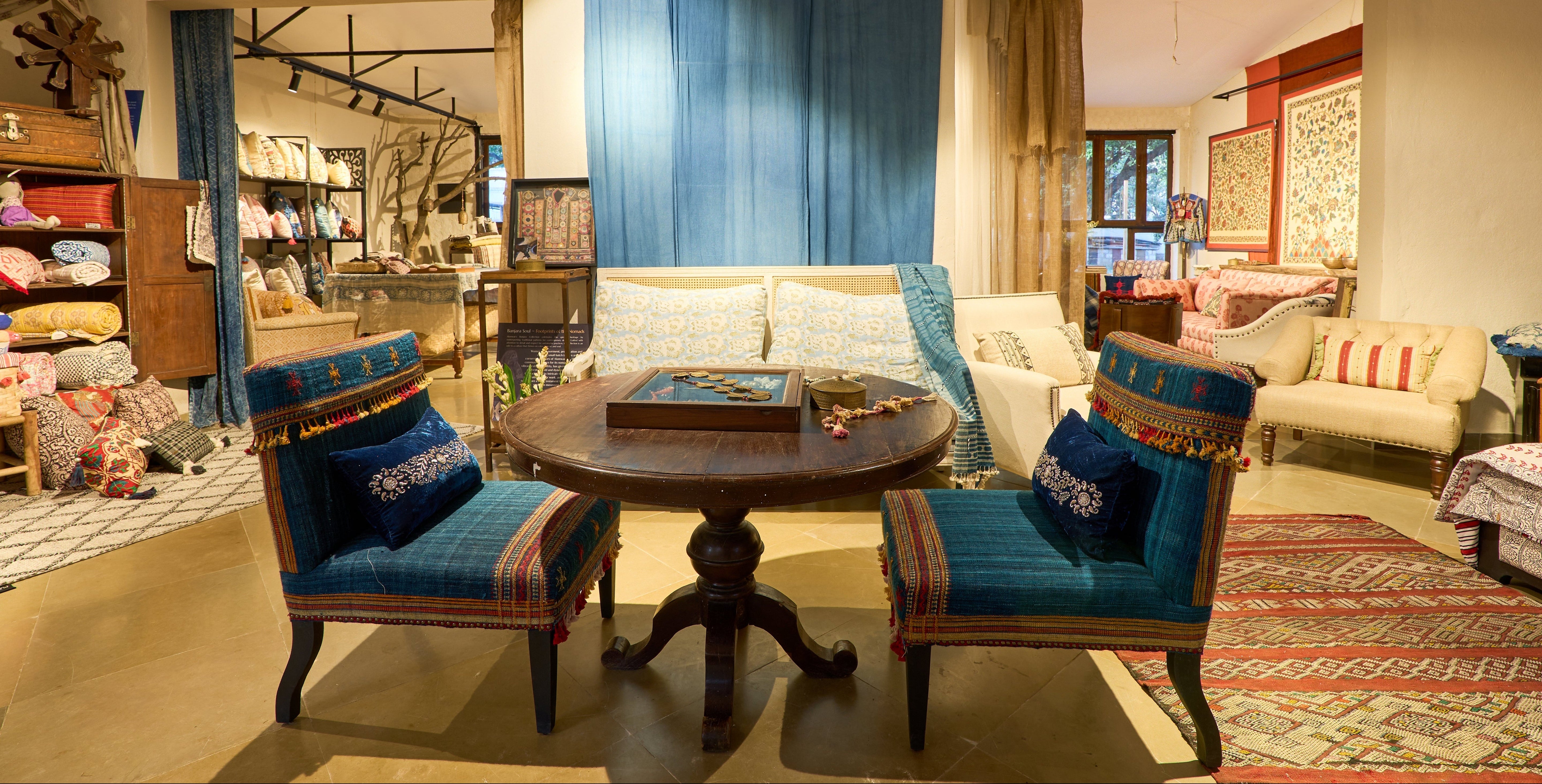 fabrics, upholstery and textiles by alamwar