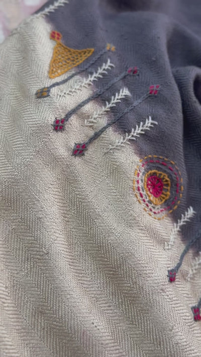 beautiful handembroidery by women artsians of alamwar