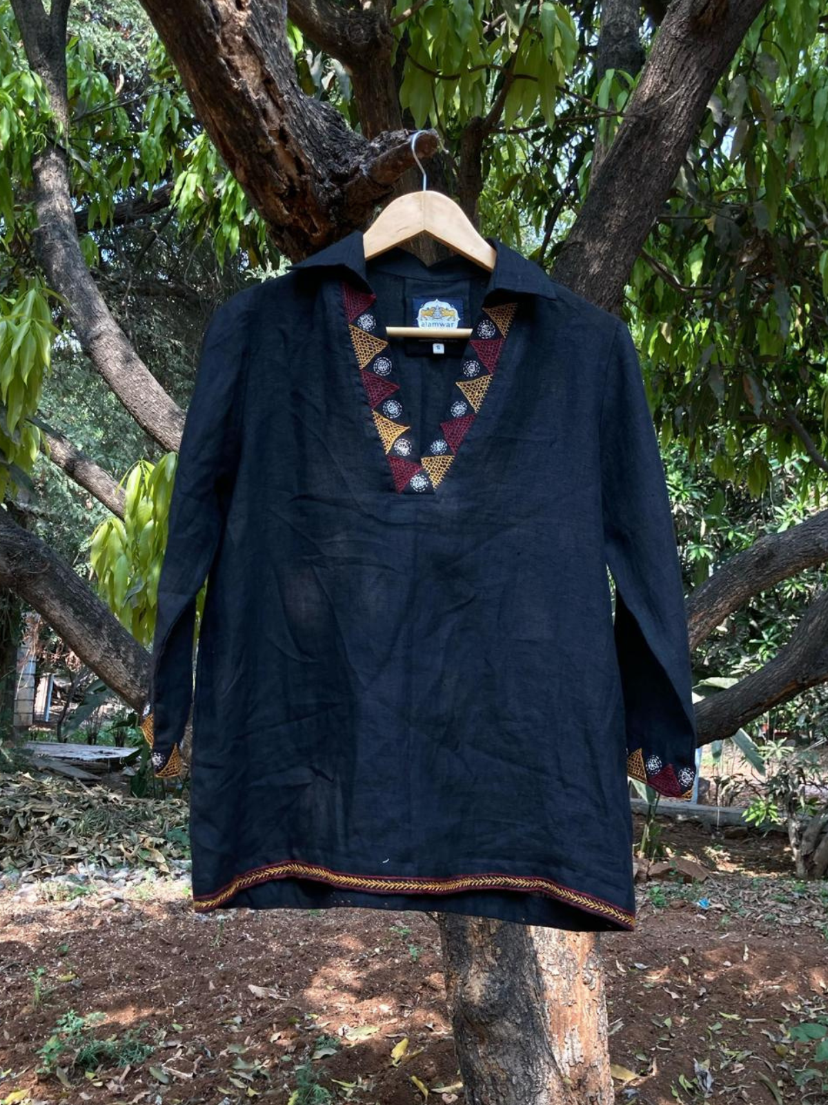 Tahari Blouse In Charcoal